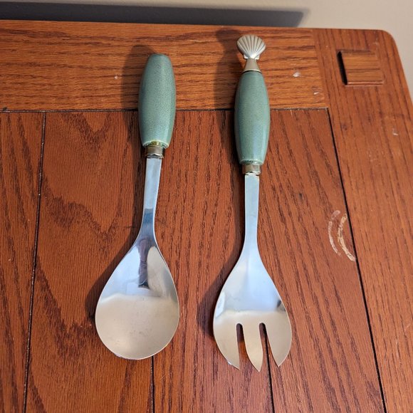Stainless Steel 2005 Serving Set Spoon & Salad Fork Green Base w/Shell Accent - Picture 1 of 6